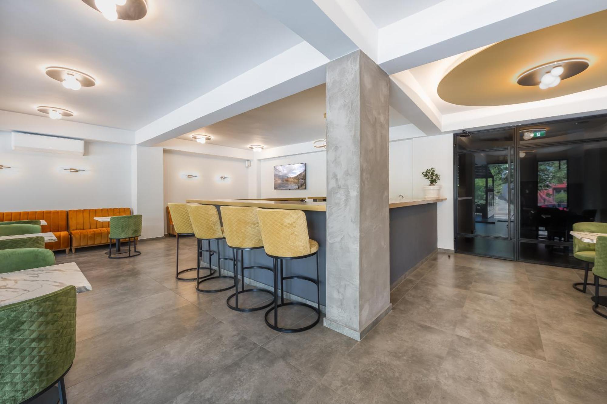 Centro Hotel Ioannina Bagian luar foto
